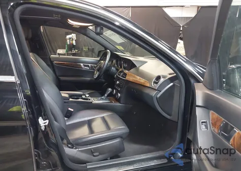 2012 Mercedes-Benz C 300 Luxury 4Matic/Sport 4Matic from USA, damaged, VIN WDDGF8BB4CR195407